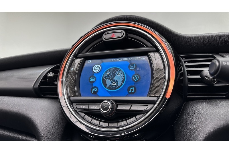 Used MINI Convertible 2018 for sale - 76784605: Photo 39