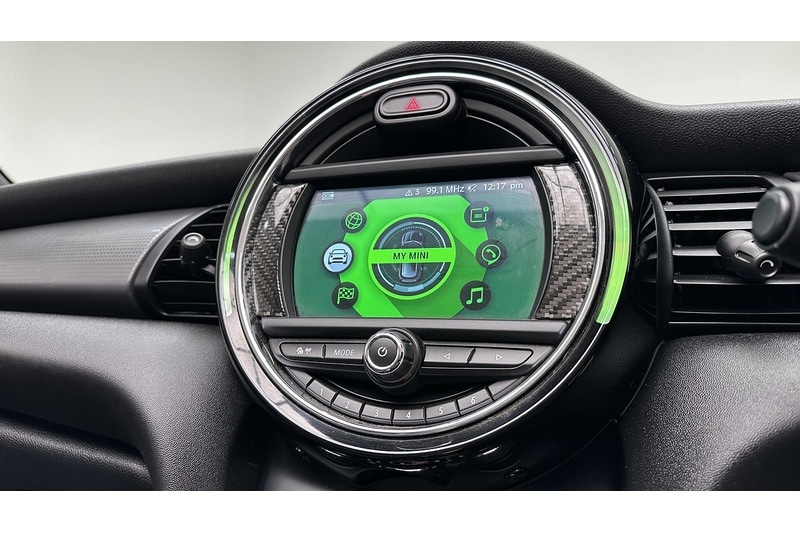 Used MINI Convertible 2018 for sale - 76784605: Photo 40