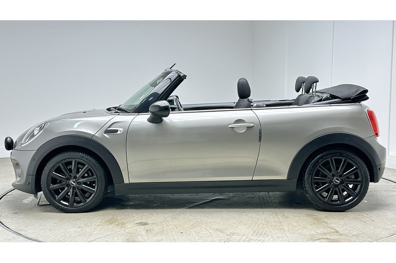 Used MINI Convertible 2018 for sale - 76784605: Photo 8