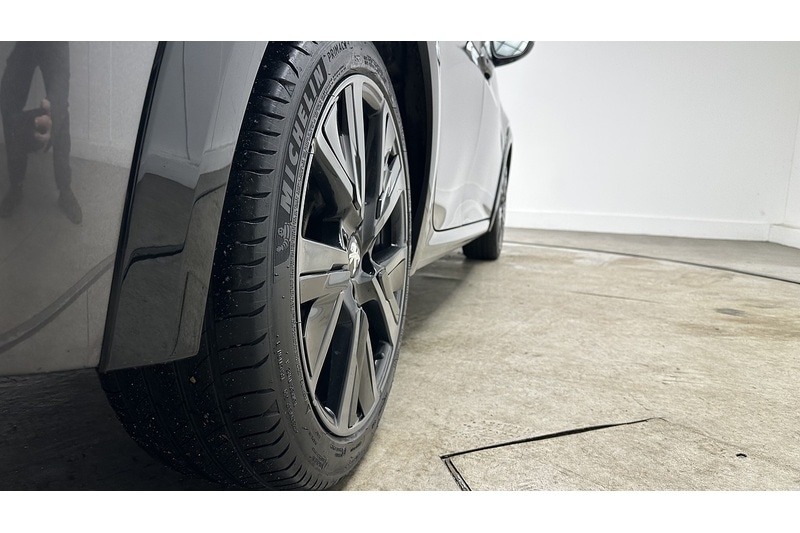 Used Peugeot 208 2021 for sale - 77162015: Photo 16