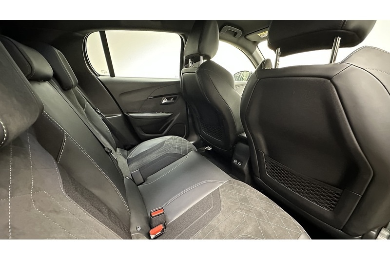 Used Peugeot 208 2021 for sale - 77162015: Photo 25