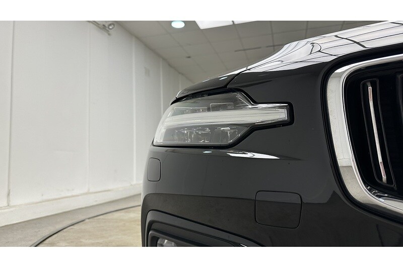 Used Volvo V60 2018 for sale - 77937348: Photo 18