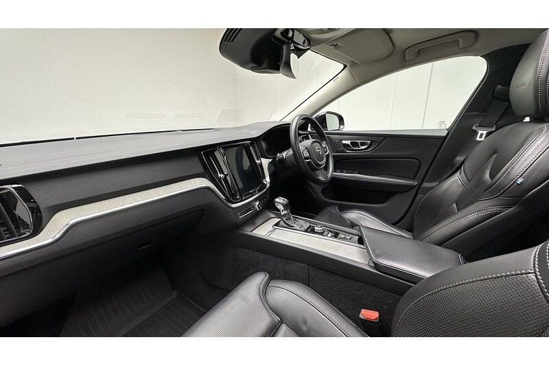 Used Volvo V60 2018 for sale - 77937348: Photo 21