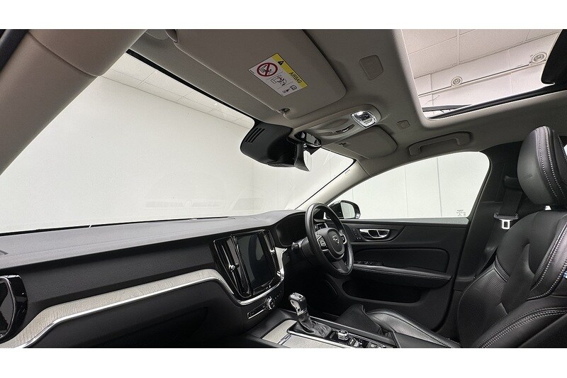 Used Volvo V60 2018 for sale - 77937348: Photo 22