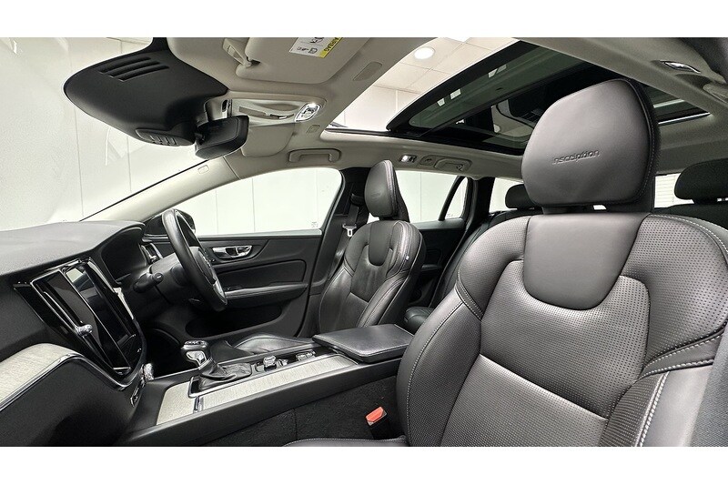 Used Volvo V60 2018 for sale - 77937348: Photo 23