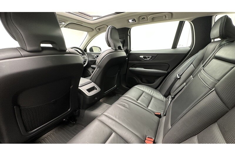 Used Volvo V60 2018 for sale - 77937348: Photo 26