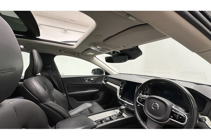Used Volvo V60 2018 for sale - 77937348: Photo 34