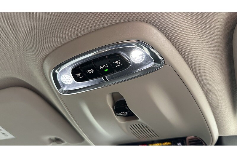 Used Volvo V60 2018 for sale - 77937348: Photo 56