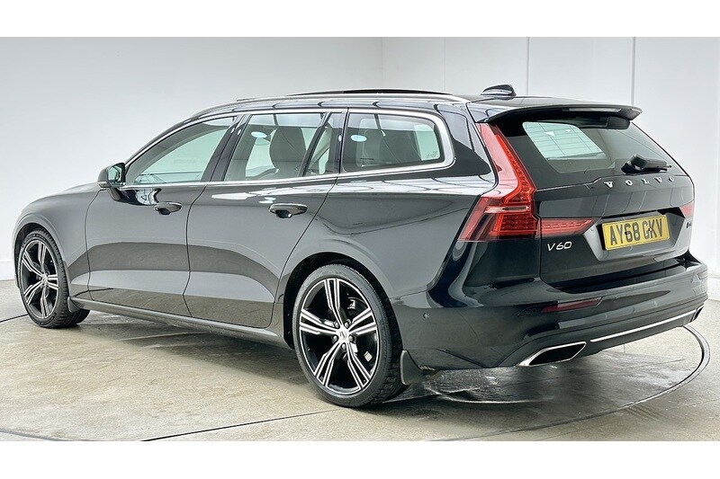 Used Volvo V60 2018 for sale - 77937348: Photo 6