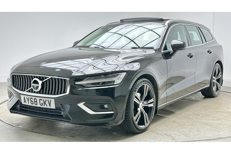 Used Volvo V60 2018 for sale - 77937348: Photo 8