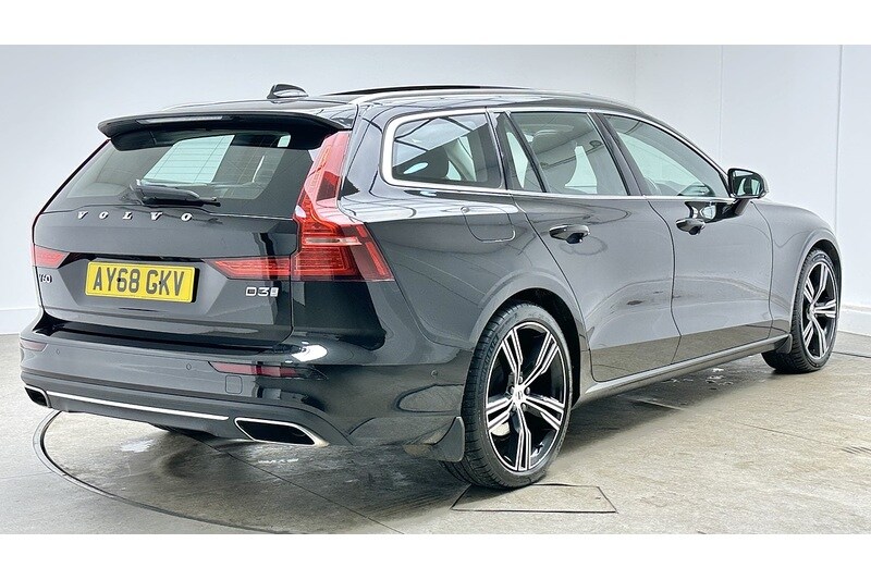 Used Volvo V60 2018 for sale - 77937348: Photo 9