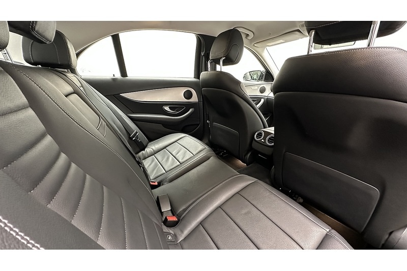 Used Mercedes-Benz E Class 2017 for sale - 76784331: Photo 27