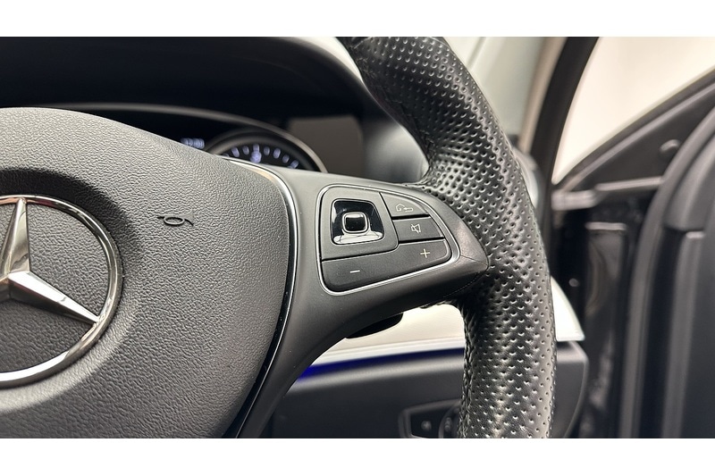 Used Mercedes-Benz E Class 2017 for sale - 76784331: Photo 40