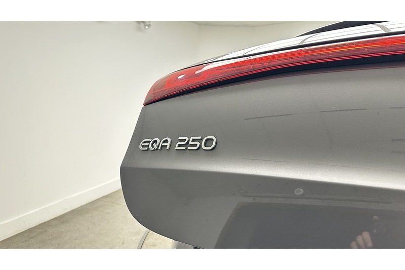 Used Mercedes-Benz EQA 2022 for sale - 76784325: Photo 16