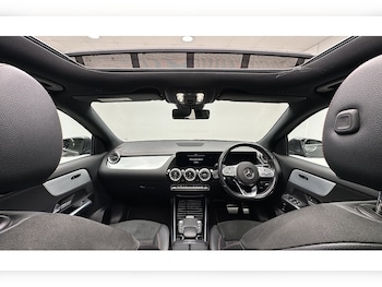 Used Mercedes-Benz EQA 2022 for sale - 76784325: Photo