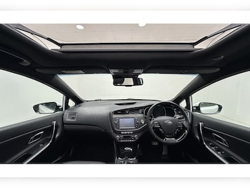 Used Kia Ceed 2018 for sale - 76784469: Photo