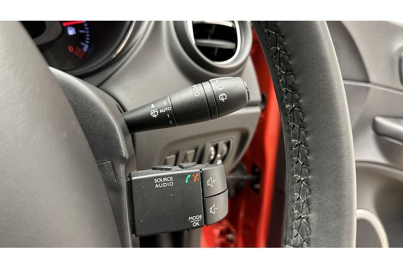 Used Renault Captur 2018 for sale - 78003998: Photo 32