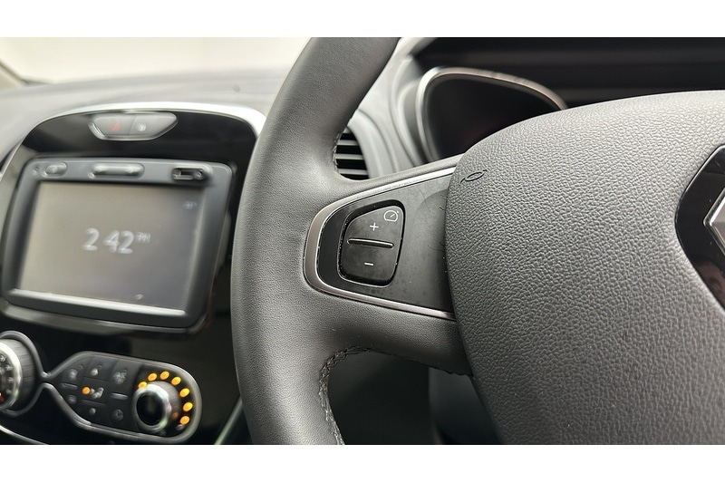 Used Renault Captur 2018 for sale - 78003998: Photo 33