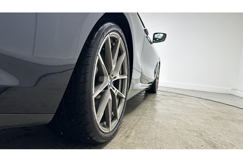 Used BMW 8 Series 2019 for sale - 77172730: Photo 17