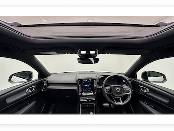 Used Volvo XC40 2021 for sale - 77437764: Photo