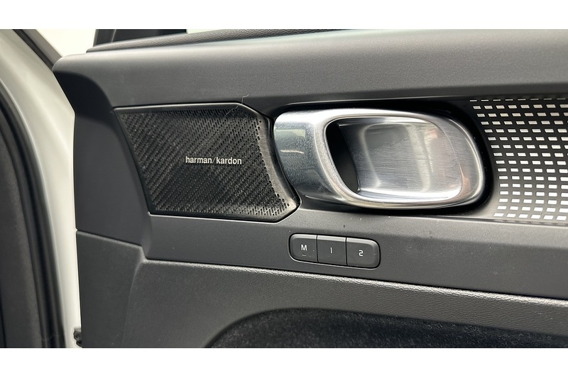 Used Volvo XC40 2021 for sale - 77437764: Photo 39