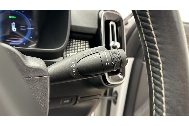 Used Volvo XC40 2021 for sale - 77437764: Photo 44