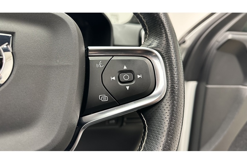 Used Volvo XC40 2021 for sale - 77437764: Photo 46