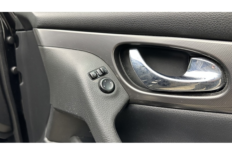 Used Nissan Qashqai 2018 for sale - 77118178: Photo 33