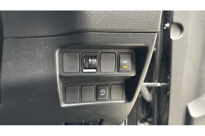 Used Nissan Qashqai 2018 for sale - 77118178: Photo 35