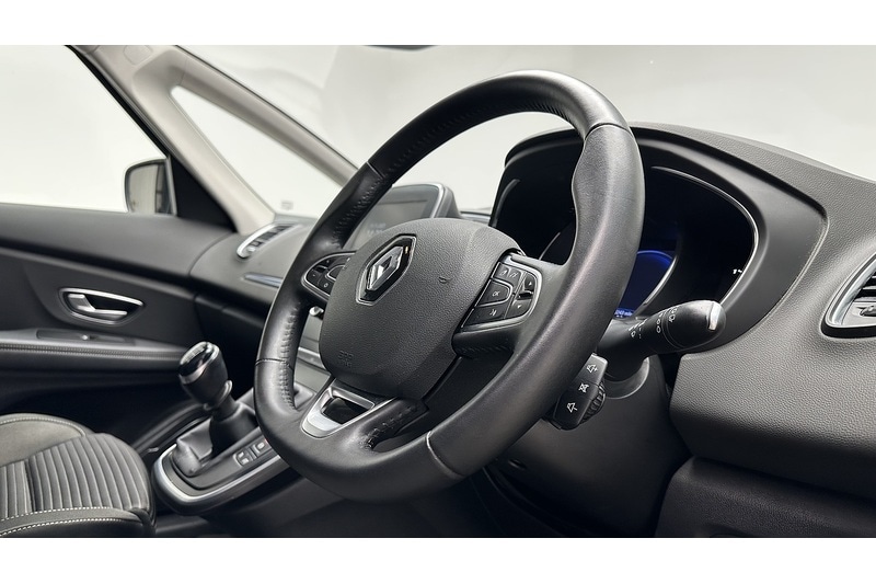 Used Renault Scenic 2019 for sale - 76784421: Photo 29