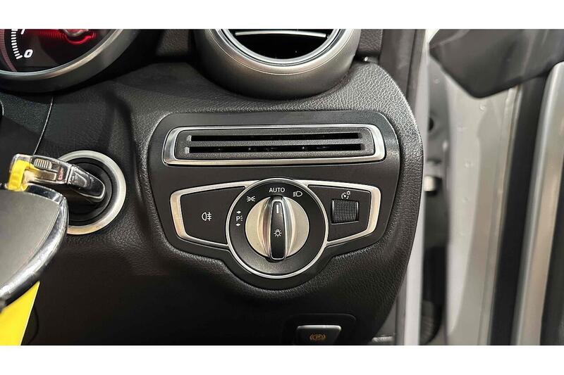 Used Mercedes-Benz C Class 2018 for sale - 77213082: Photo 33
