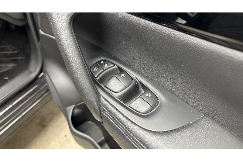 Used Nissan Qashqai for sale - 77617850: Photo 27