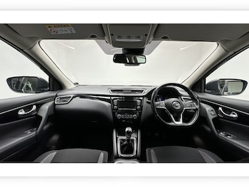 Used Nissan Qashqai 2018 for sale - 77617850: Photo