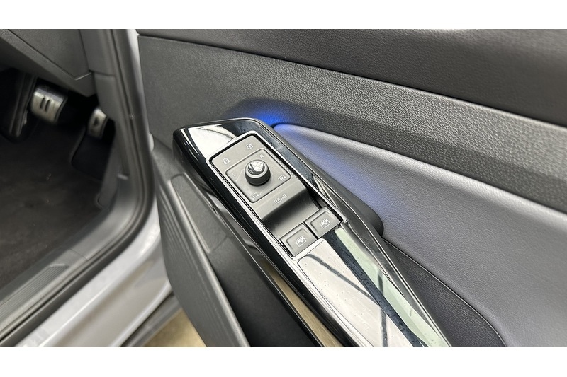 Used Volkswagen ID.4 2023 for sale - 77663441: Photo 30