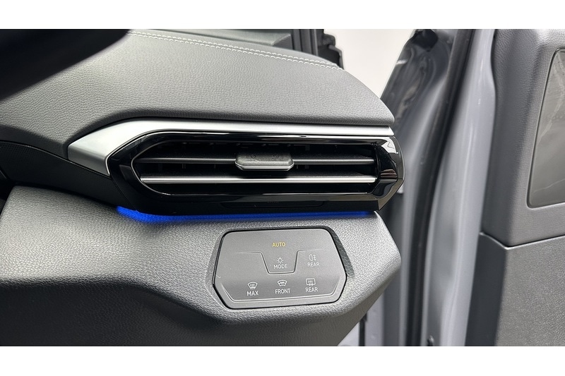 Used Volkswagen ID.4 2023 for sale - 77663441: Photo 31