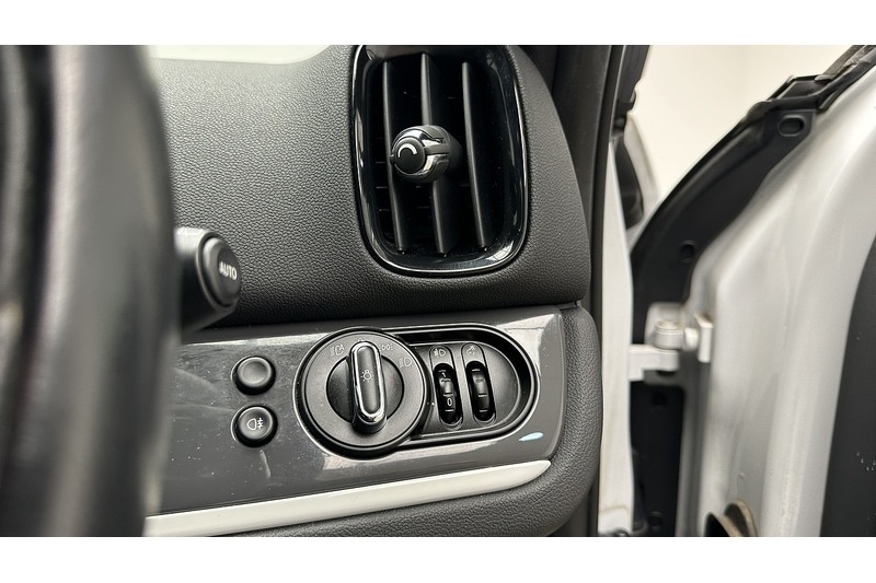 Used MINI Countryman 2019 for sale - 77668062: Photo 35