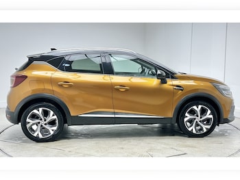 Used Renault Captur 2022 for sale - 77744300: Photo
