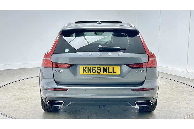 Used Volvo V60 2019 for sale - 76784300: Photo 11