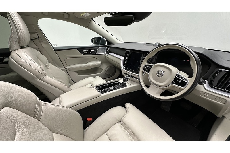 Used Volvo V60 2019 for sale - 76784300: Photo 34