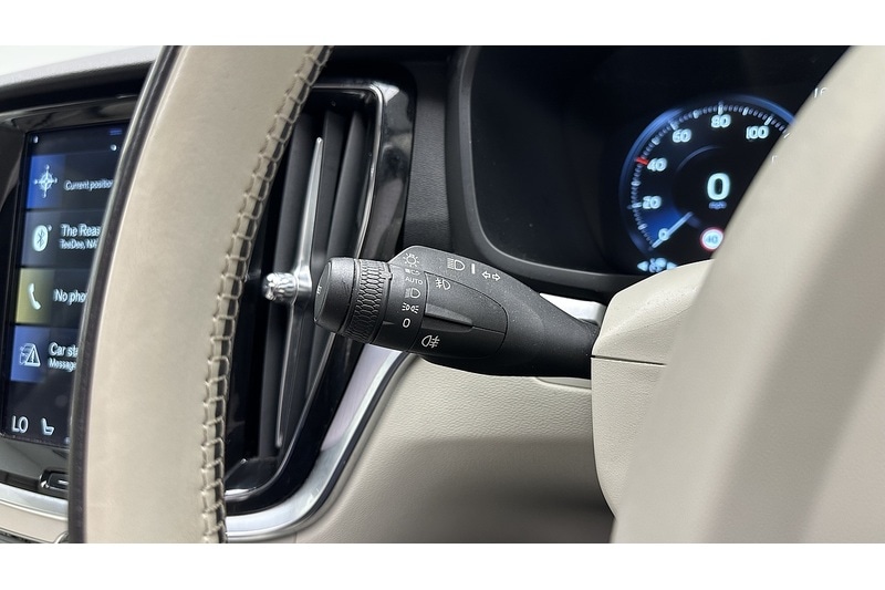 Used Volvo V60 2019 for sale - 76784300: Photo 43