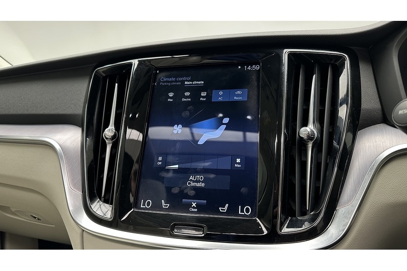 Used Volvo V60 2019 for sale - 76784300: Photo 49