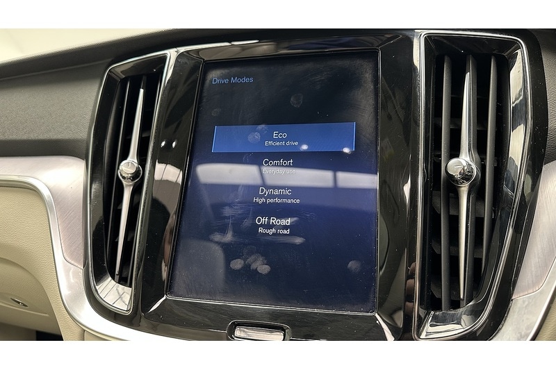 Used Volvo V60 2019 for sale - 76784300: Photo 53