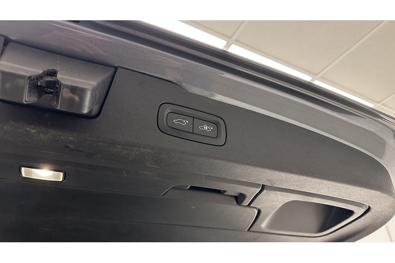 Used Volvo V60 2019 for sale - 76784300: Photo 58