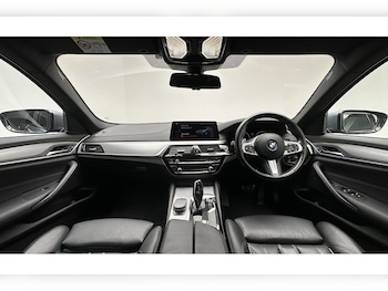 Used BMW 5 Series 2019 for sale - 77937482: Photo