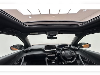 Used Peugeot 2008 2021 for sale - 79433941: Photo
