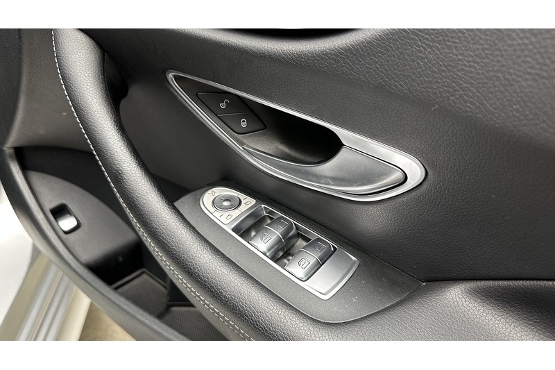 Used Mercedes-Benz E Class 2018 for sale - 78197504: Photo 30