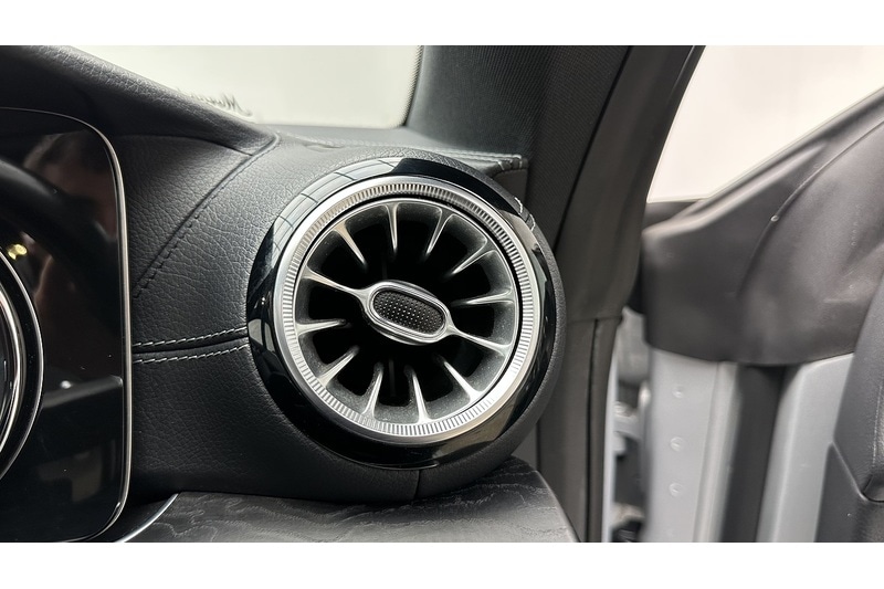 Used Mercedes-Benz E Class 2018 for sale - 78197504: Photo 32