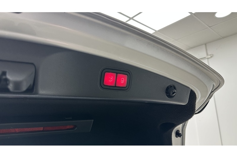 Used Mercedes-Benz E Class 2018 for sale - 78197504: Photo 57