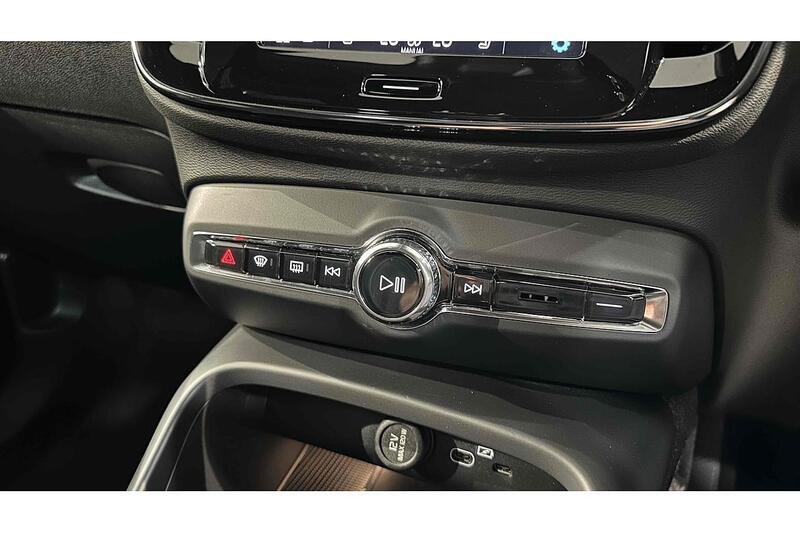 Used Volvo C40 2023 for sale - 76784307: Photo 53