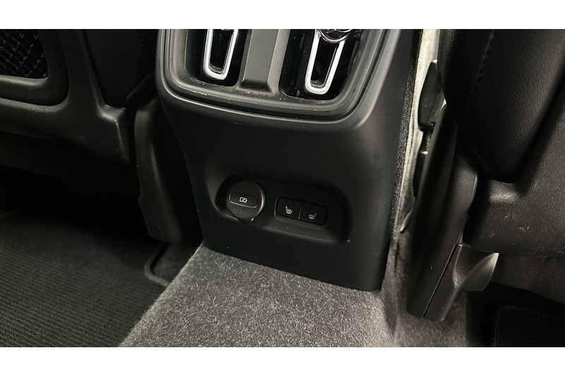 Used Volvo XC40 2021 for sale - 77437773: Photo 29